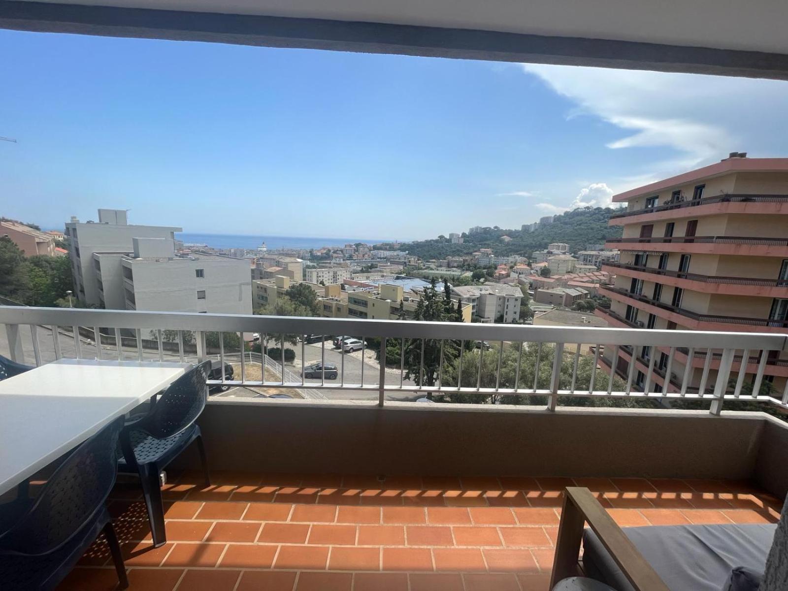 Apartament Aloes Bastia  Zewnętrze zdjęcie